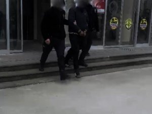 Kuşadası Polisi Hırsızlara Suçüstü Yaptı