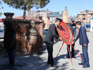 Ahlat’ta 18 Mart Şehitleri Anma Günü Ve Çanakkale Deniz Zaferi’nin 108’nci Yıl Dönümü