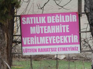 Eskişehir’de İlginç Afiş