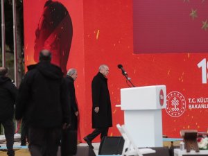 Cumhurbaşkanı Erdoğan’dan: "Çanakkale Ruhu’na Tekrar İhtiyacımız Var. Asrın Felaketinin Üstesinden Kardeşlik Ve Dayanışma İle Gelebiliriz"