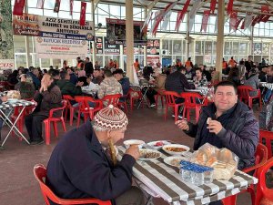 Pamukören’de Şehitler İçin Keşkek Hayrı Düzenlendi