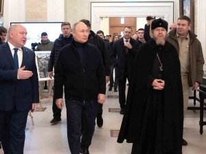 Putin’den İlhakın Yıldönümünde Kırım’a Ziyaret