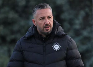 Altay Teknik Direktörü Ayhan Tuna Üzümcü: "Basit, kendi yaptığımız hatalarla rakibe pozisyon verdik ve gol yedik"