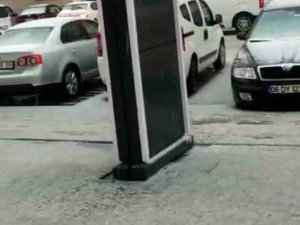 Ankara’da Sağanak Yağış Ve Dolu Etkili Oldu