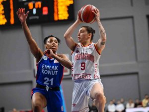 Ing Kadınlar Basketbol Süper Ligi: Galatasaray: 90 - Emlak Konut: 68