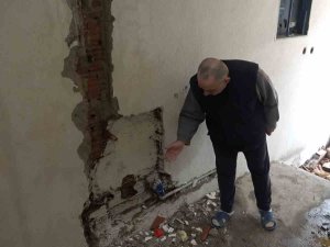 Depremzede Aileye Yuva Olacaktı, Hırsızlar Bir Gecede Kullanılamaz Hale Getirdi