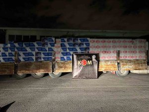 Dorsedeki Kutulardan 9 Milyon Adet Kaçak Makaron Çıktı