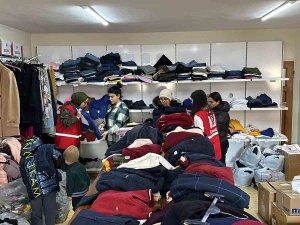 Depremzedelere Kızılay’dan Yardım Eli: Tüm İhtiyaçları Karşılanıyor