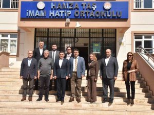 Tütüncü, Bahar Etkinliğinde Öğrencilerle Buluştu