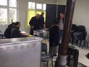 Bin Üçyüz Nüfuslu Köy Mahalle Olmak İçin Referanduma Gitti