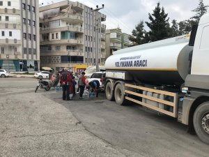 Dbb Sel Felaketinin Yaşandığı Şanlıurfa’da Çalışmalarını Sürdürüyor