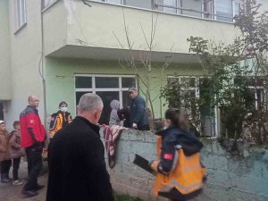 Sakarya’da Çıkan Yangında Bir Kişi Dumandan Etkilendi