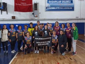 Köyceğiz Veteran Kadın Voleybol Takımı Turnuvaya Farkındalık Kattı