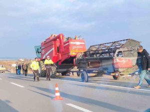 Tekirdağ’da Otomobil Biçerdövere Çarptı: 1 Ölü