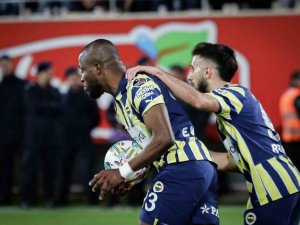 Enver Valencia, Tarihe Geçti