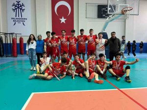 İ̇ki Takım İki Kupa