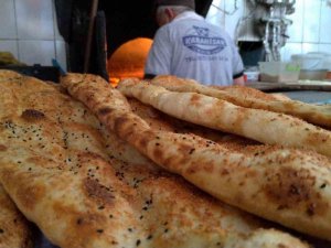 Kütahya’da Ramazan Pidesinin Fiyatları Belli Oldu