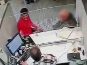 Mersin’de ’Dublör’ Yöntemiyle Dolandırıcılık Yapan 3 Şüpheli Gözaltına Alındı