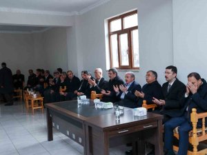 Meclis Başkanı Şentop, Yılmaz’ın Annesinin Taziyesine Katıldı