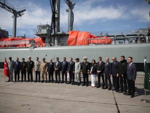 Pakistan’ın İlk Yardım Gemisi Mersin’e Geldi