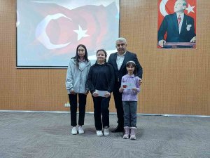 Hisarcık’ta Derece Alan Öğrenciler Ödüllendirildi