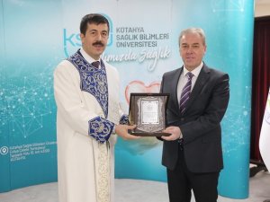 Ksbü’de Yeni Rektör Ahmet Tekin Görevine Başladı