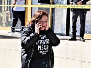 Kadın Ortağını İş Yerinde Kurşun Yağdırıp Öldürdü