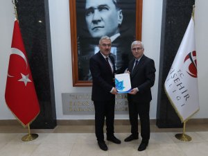 Esogü’den Afad’ın "Evim Yuvan Olsun" Kampanyasına Bağış