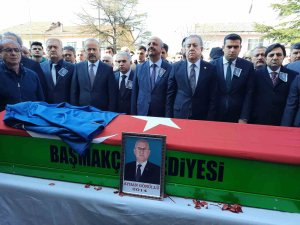 Kalp Krizi Sonrası Hayatını Kaybeden Mhp’li Belediye Başkanı Gönüllü Toprağa Verildi