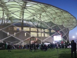 Cezaya Rağmen Takımlarını Yalnız Bırakmadılar