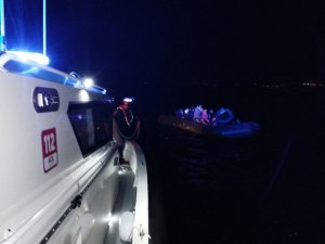 İ̇zmir’de 101 Göçmen Kurtarıldı, 20 Göçmen Yakalandı