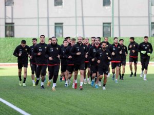 Lider Aliağaspor Fk, Çeşme Belediyespor Maçına Hazırlanıyor