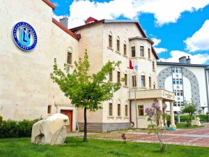 Bayburt Üniversitesi Öğrenci Projelerinde Türkiye’nin Zirvesinde