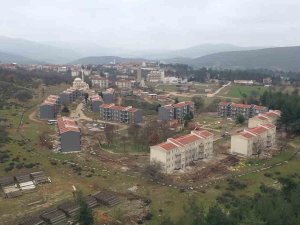 Atıl Lojmanlar Depremzedelere Sıcak Yuva Oldu