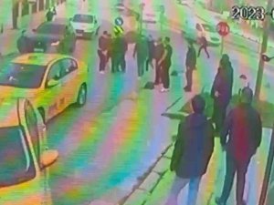 Arnavutköy’de Gasp Şüphelisine Meydan Dayağı Kamerada