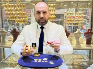 Rekor Kıran Altın İçin Kuyumculardan Panik Satışı Uyarısı