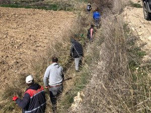 Hisarcık’ta Sulama Kanalı Temizliği