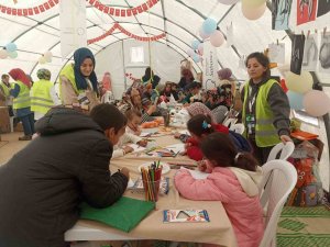 İ̇stanbul Beylerbeyi Sabancı Olgunlaşma Enstitüsü, Kültürel Ve Sosyal Etkinlikler İle Depremzedelerin Yanında