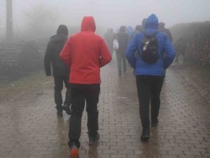 Çanakkale Zaferi’nin Yıl Dönümünü Yürüyüşle Kutladılar