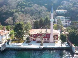 Yeniden İbadete Açılmak İçin Gün Sayan Tarihi Vaniköy Camii Havadan Görüntülendi