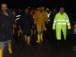 Haliliye’de Temizlik Çalışmaları Gece Gündüz Sürüyor