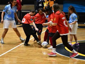 Özel Bireyler Spor Alanında Balıkesir’in Gurur Kaynağı Oldu