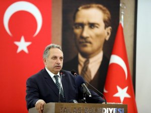 Başkan Yalçın Vatandaşları Rahatlattı: “1999’dan Bu Tarafa Ve 2017’deki Yapı Denetim Kanunundan Sonra Yapılan Bütün Binalar 8.5 Şiddetindeki Depreme Dayanıklı”