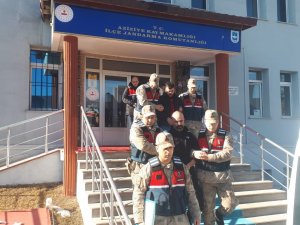 Erzurum’da İşyerinden 250 Bin Tl Değerinde Malzeme Çalan Hırsızlar Yakalandı