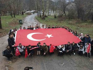 Avukatlar, Şehitler İçin 100 Metrelik Bayrak Açtı