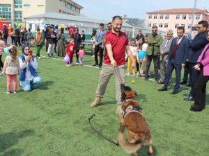 Depremzede Çocuklar Şenlikte Bir Araya Gelerek Nevruz’u Kutladı