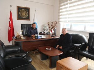 Başkan Büyükkılıç, Kayseri Hali’ni Ziyaret Etti