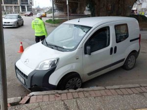 Samsun’da Trafik Kazası: 2 Yaralı