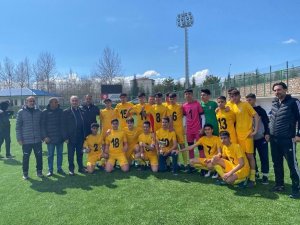 U15’te Elazığ Şampiyonu İ̇l Özel İ̇darespor