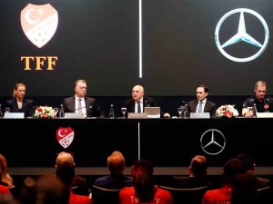 Mercedes-benz, Türk Futboluna Desteğini Artırıyor